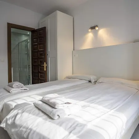 Alhama 31, Los Almendros, Burriana Beach * Nerja